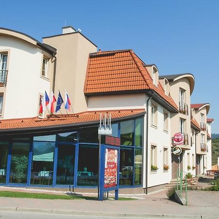 Penzion Fontana Bešeňová Extérieur photo