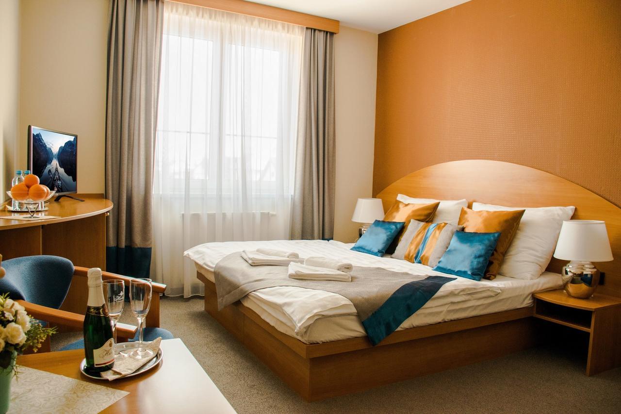 Penzion Fontana Bešeňová Extérieur photo